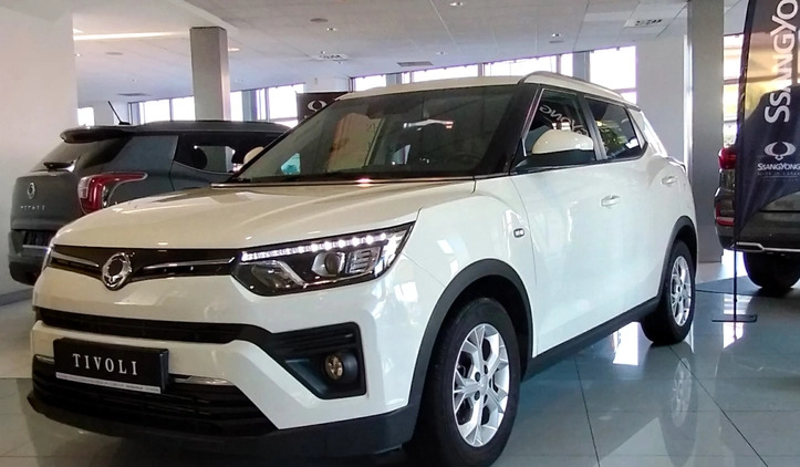 SsangYong Tivoli cena 72890 przebieg: 34197, rok produkcji 2021 z Szczecin małe 56